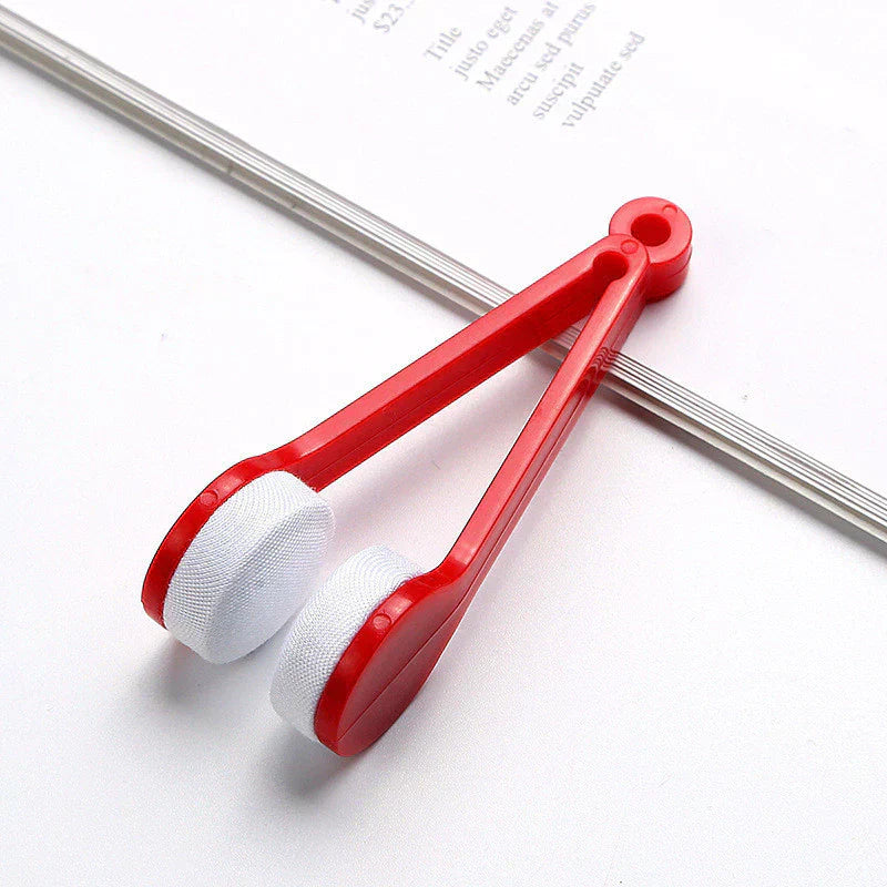 Brosse de Nettoyage pour Lunettes 2-en-1 en Microfibre